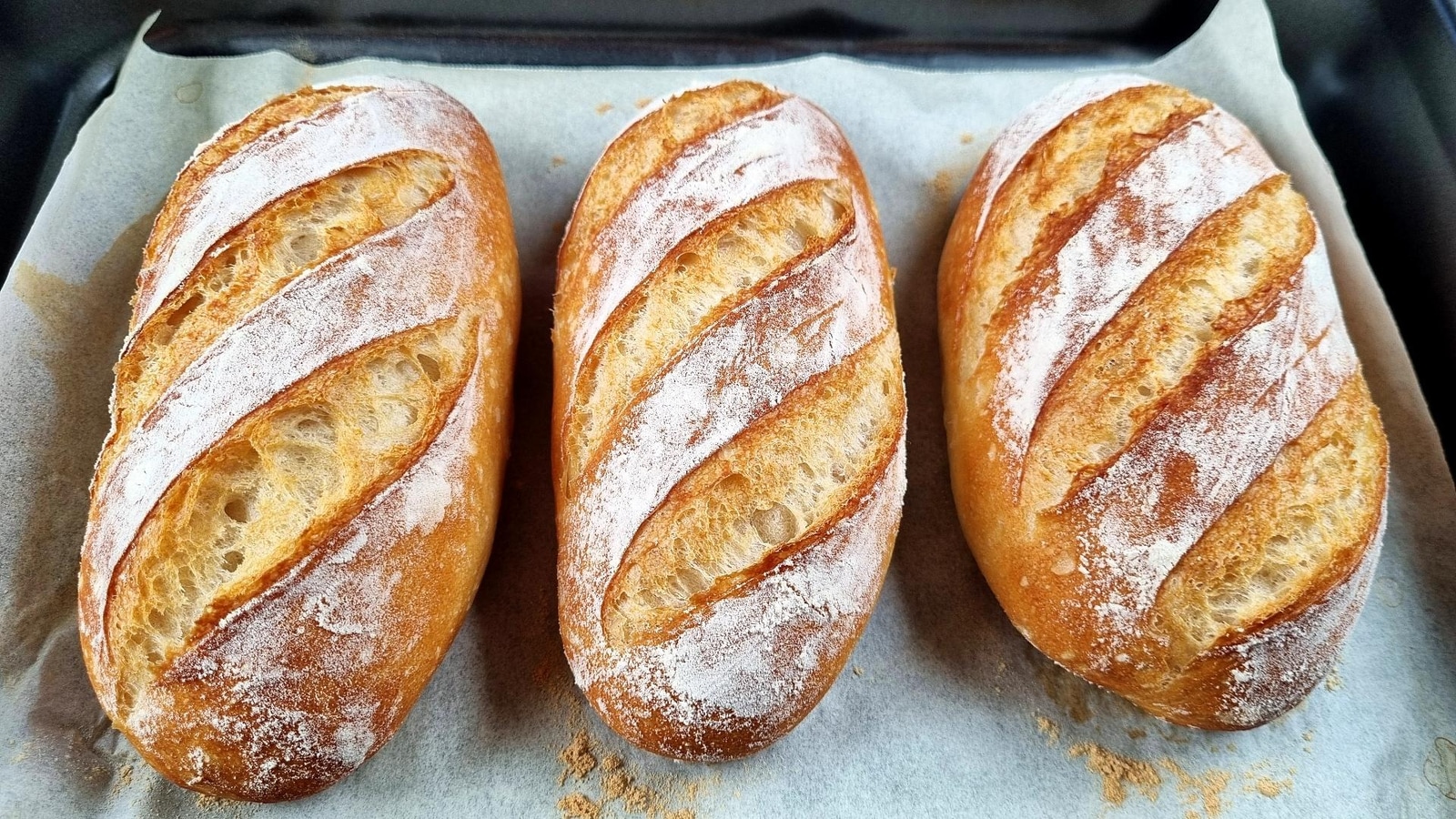 Easy 4-Ingredient French Bread