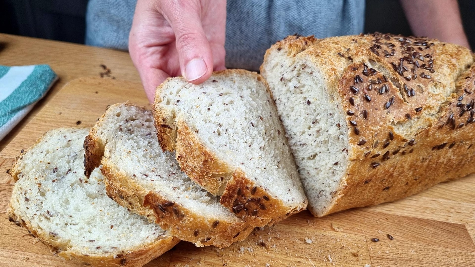 Flaxseed Sandwich Bread