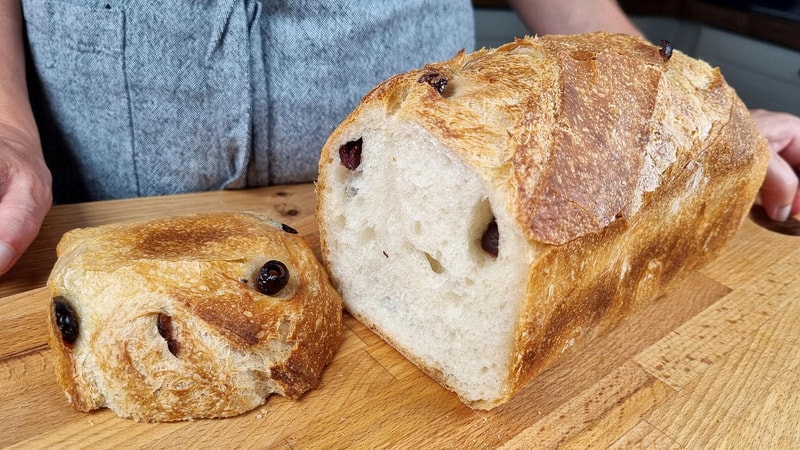 Olive Yogurt Sandwich Bread