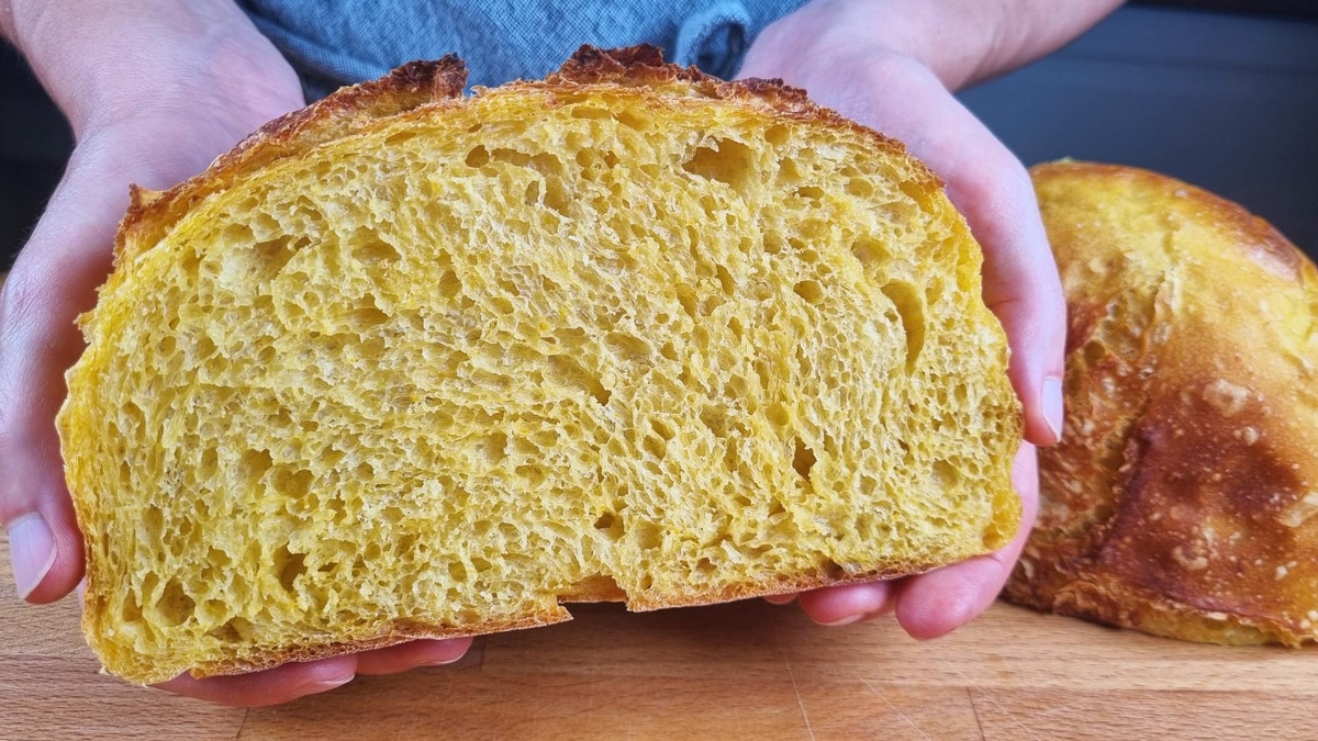 Pumpkin bread by Food Languace