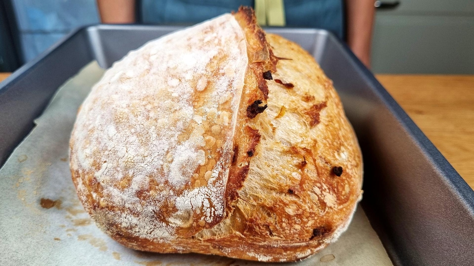 Sourdough Bread with Sun-Dried Tomatoes